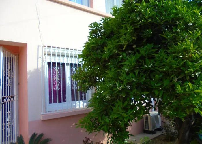 Confortable,gare,climatisation,parking,wifi,pt Dejeuner Compris Quarto em Acomodações Particulares Perpinhã